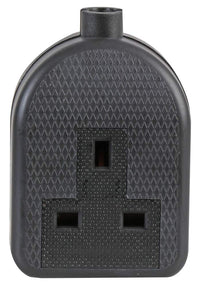 Pro Elec 1-Gang Rubber Trailing Socket 13A UK Plug â Black PELB1578