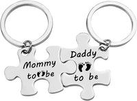 Baby Announcement Keyring Gift Set for New Parents Ã¢ÂÂ Keychain for Mum & Dad