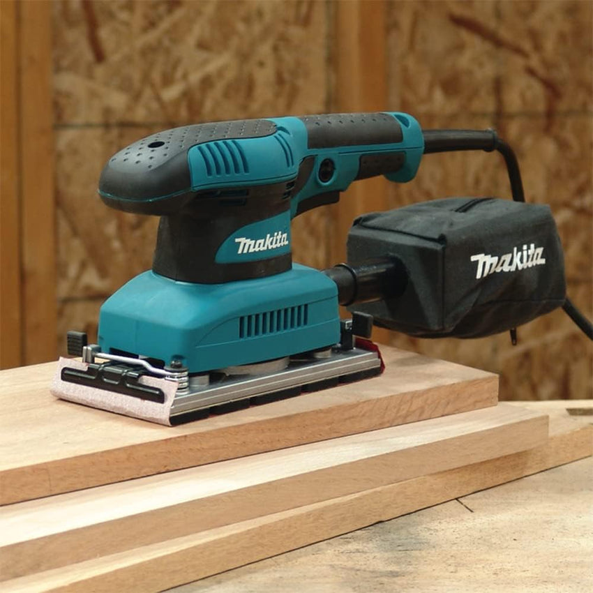 Makita Orbital Sander 240V 1/3in Sheet BO3710