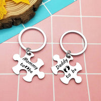 Baby Announcement Keyring Gift Set for New Parents Ã¢ÂÂ Keychain for Mum & Dad