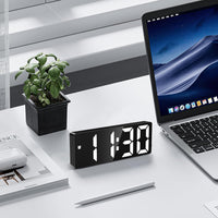 OQIMAX Digital Alarm Clock INCLUDING BATTERIES, 6.5" Large Display Alarm Clocks Bedside, Type-C/Battery Powered Digital Clocks Bedside with Snooze, Date, Alarm Clock with 5 Levels Brightness, DST Function, for Bedroom