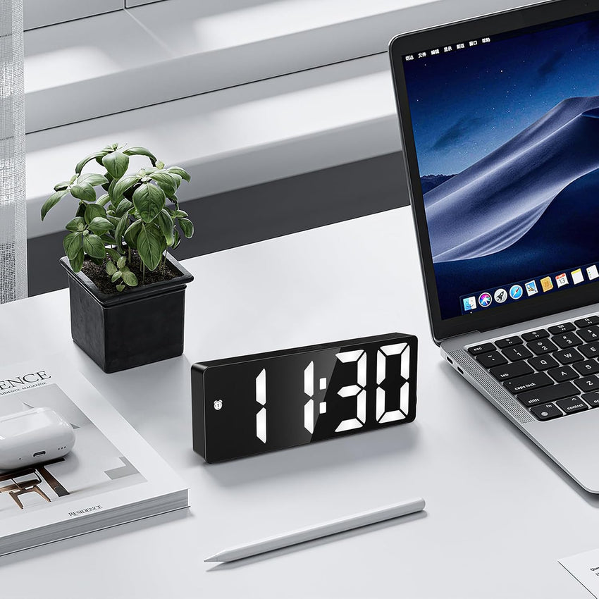 OQIMAX Digital Alarm Clock INCLUDING BATTERIES, 6.5" Large Display Alarm Clocks Bedside, Type-C/Battery Powered Digital Clocks Bedside with Snooze, Date, Alarm Clock with 5 Levels Brightness, DST Function, for Bedroom