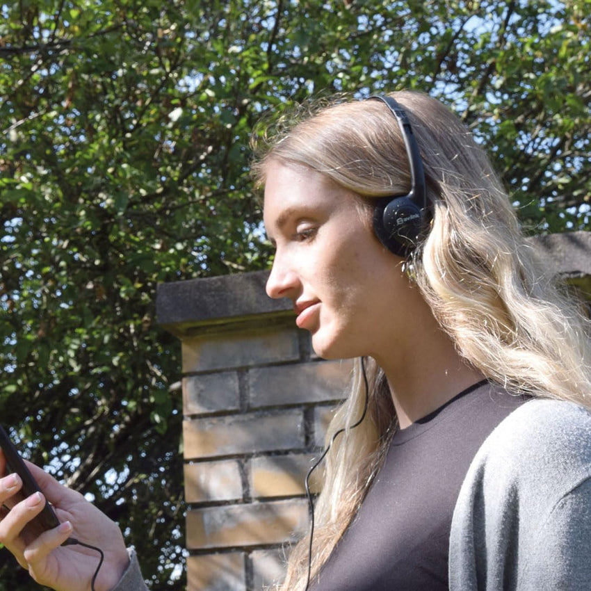 AV:Link | Lightweight Stereo Headphones | Black