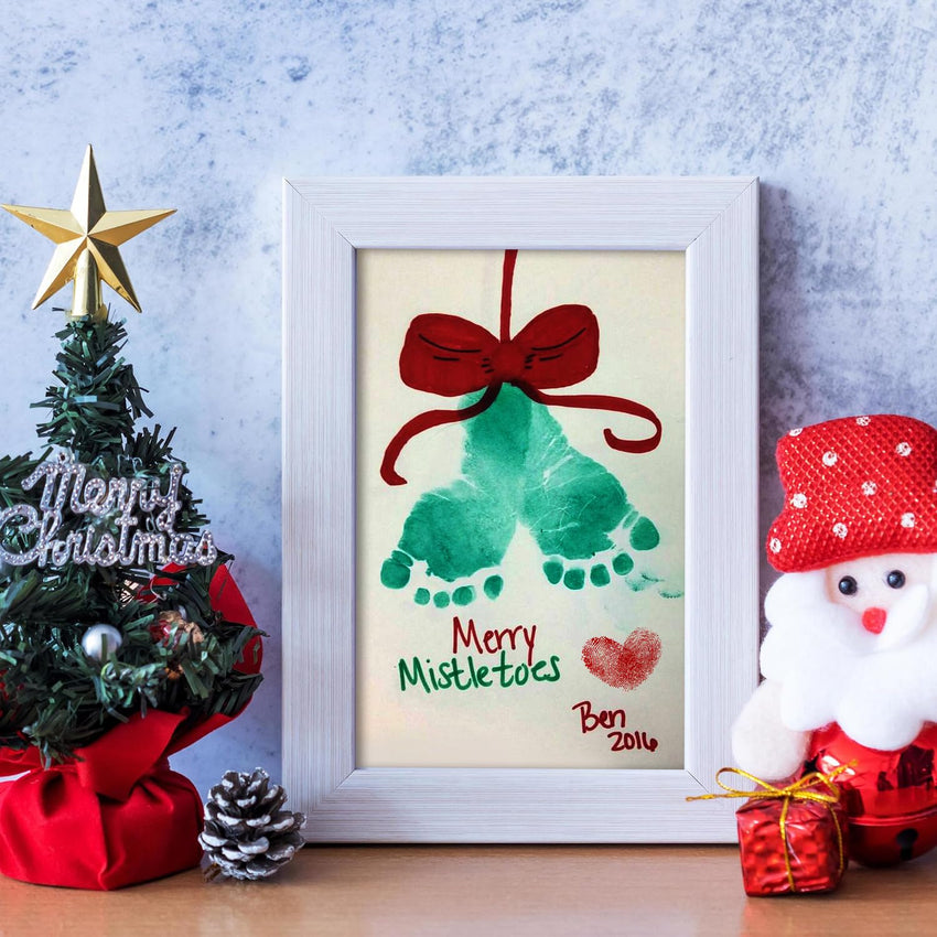 Baby Handprint & Footprint Kit XL 2 Clean-Touch Ink Pads + 6 Imprint Cards Safe Keepsake â Green & Red
