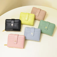 WomenÃ¢ÂÂs RFID Bifold Wallet ID Window Zipper Coin Pocket Ã¢ÂÂ One Size