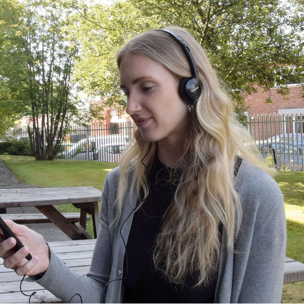 AV:Link | Lightweight Stereo Headphones | Black