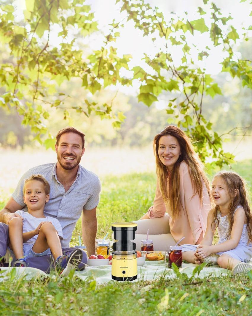 Electric Lemon Juicer Portable USB Rechargeable Citrus Juicer â Multi-Colour