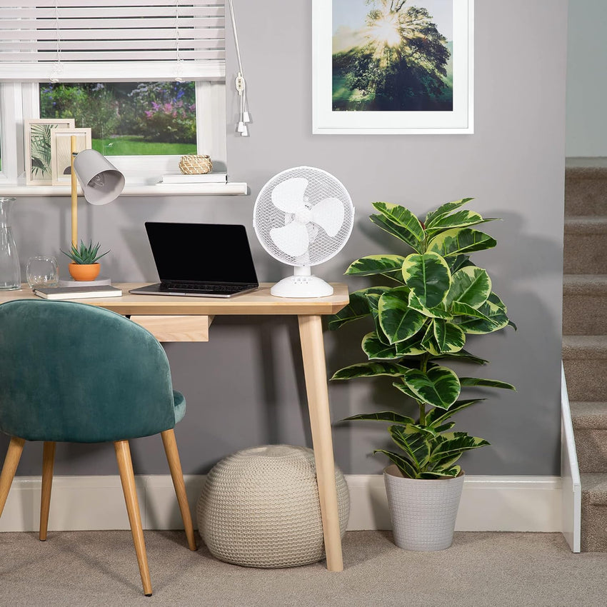 Russell Hobbs 9" Inch, Portable Desk Fan, 2 Speeds, Wide-Angled Oscillation, Quiet Operation, Perfect for Bedroom or Office, White - RHPDF0921