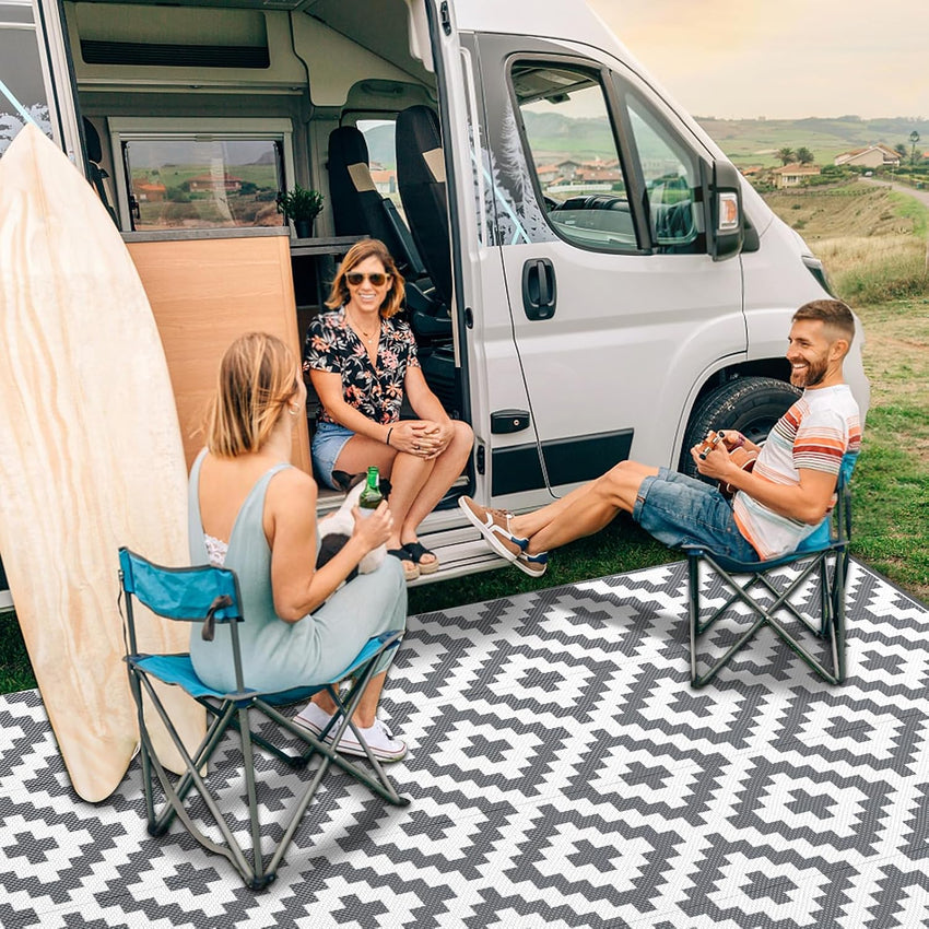 Reversible Geometric Outdoor Rug Waterproof Anti-slip UV Resistant Easy Clean â 270x360cm Grey/White