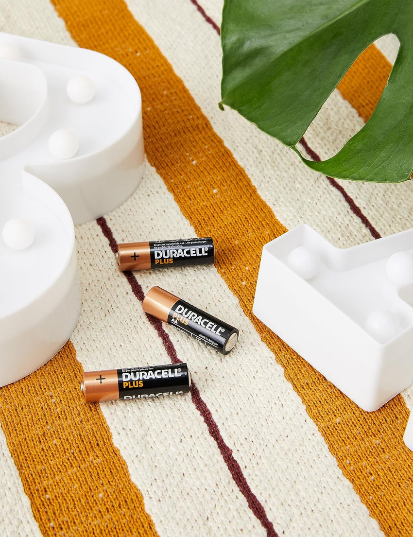 DURACELL Plus AA Batteries (24 Pack) - Alkaline Batteries 1.5V - Up to 150% Extra Life with POWER BOOST Actives- Reliability For Everyday Devices - 0% Plastic Packaging - 10-Year Storage - MN1500